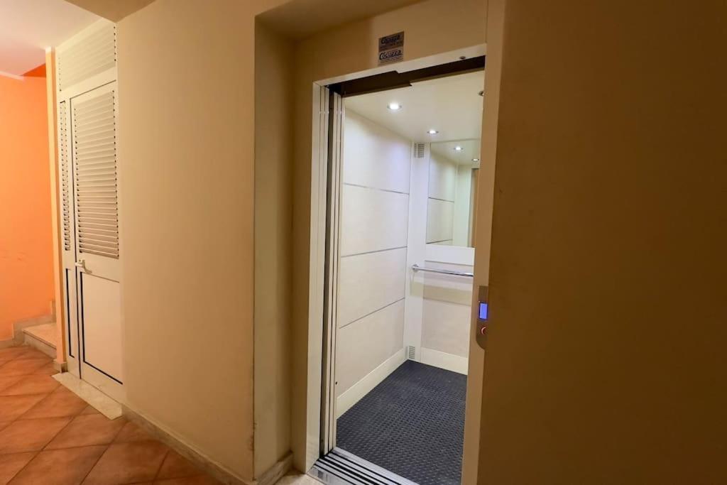 פלרמו Molo Five Apartment מראה חיצוני תמונה